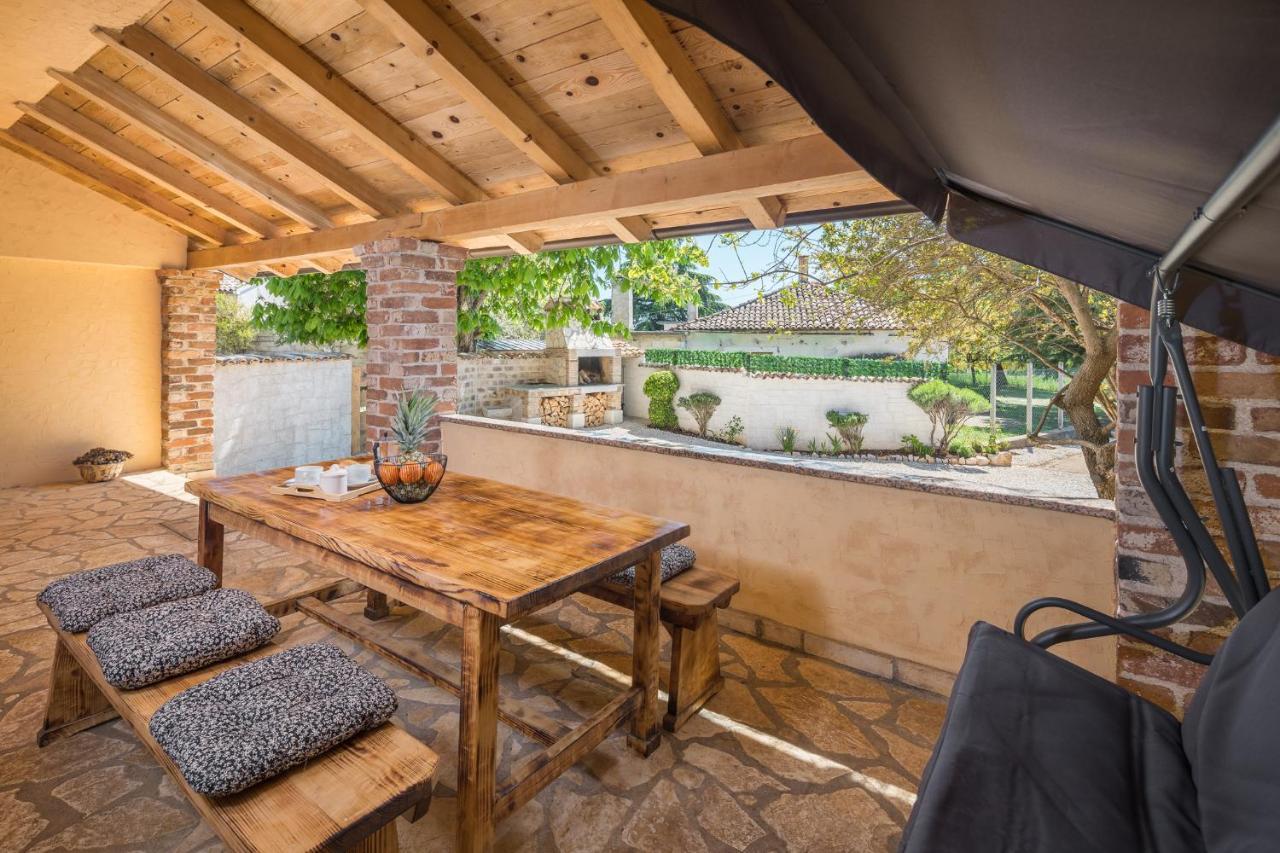 Casa Viktoria With Private Garden And Bbq Villa Kosinozici Buitenkant foto