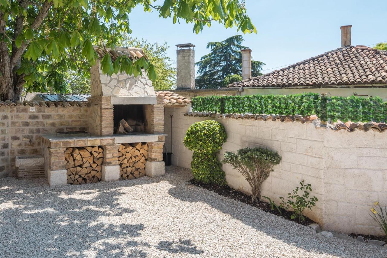 Casa Viktoria With Private Garden And Bbq Villa Kosinozici Buitenkant foto