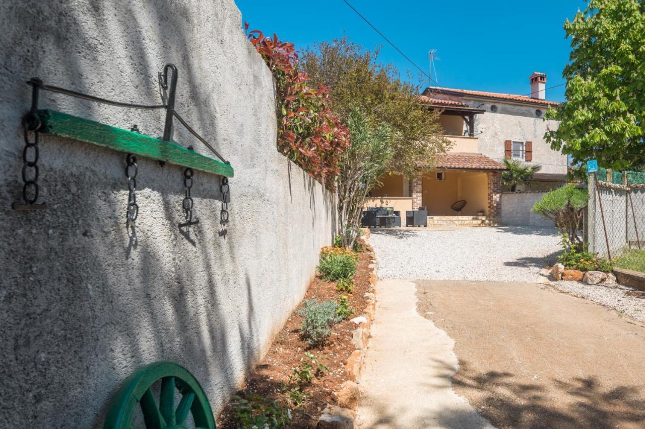 Casa Viktoria With Private Garden And Bbq Villa Kosinozici Buitenkant foto